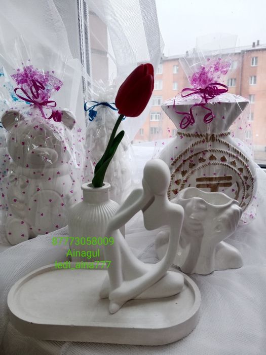 Тойбастар изделия из гипса