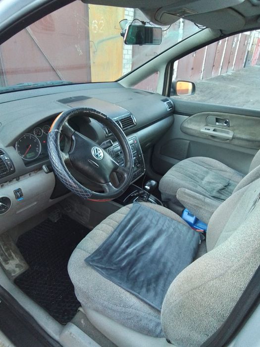 Продам  VW Sharan