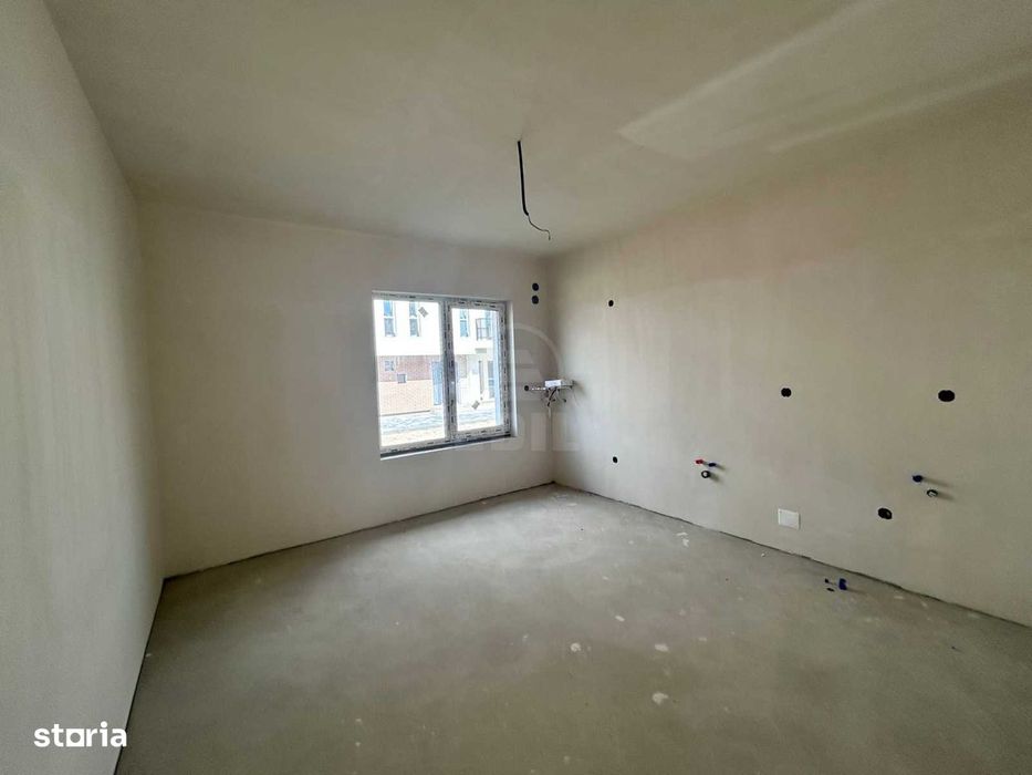 Casa Triplex De Vânzare În Florești – Confort Și Eleganță!