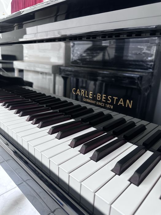 рояль Carle Bestan