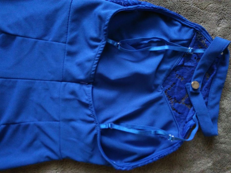 Парти рокля