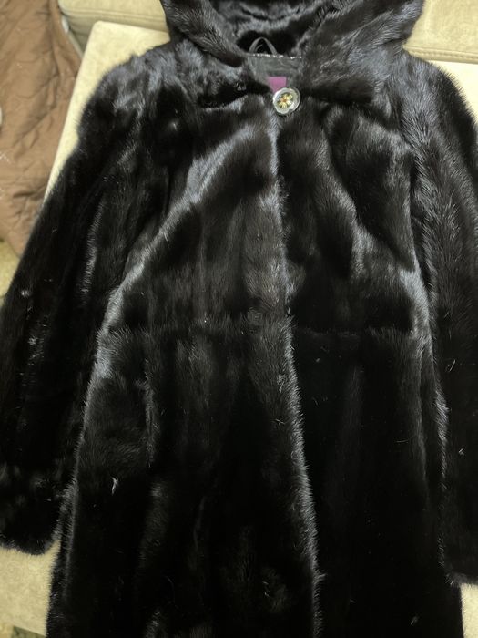 Продам норковую шубу