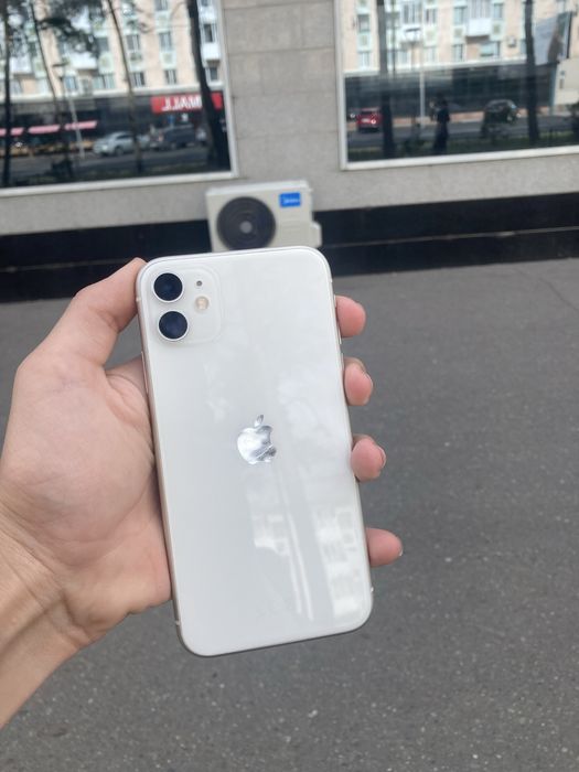 Продам iphone 11