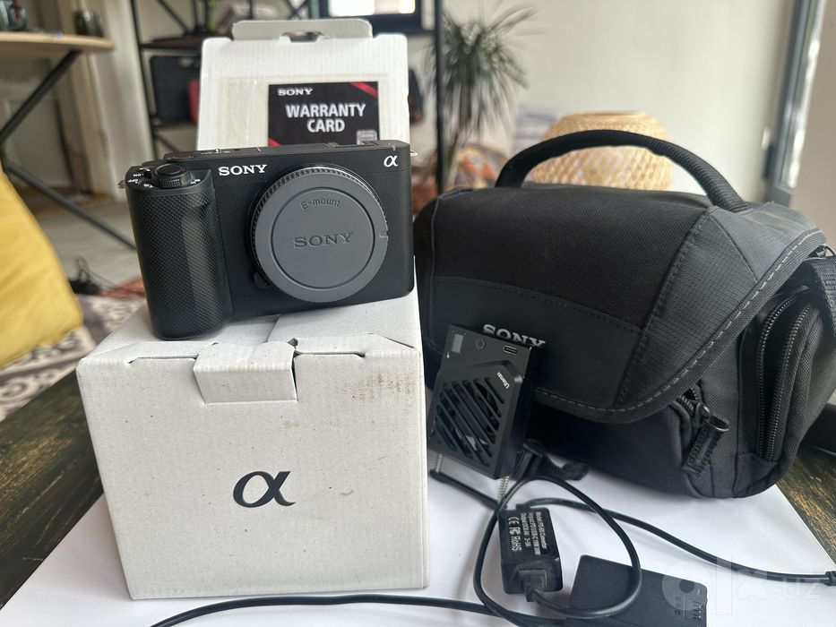 Камера Sony ZV-E1 (тушка) в идеальном состоянии + аксессуары