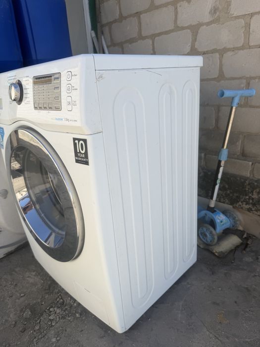 Стиральная машина продам