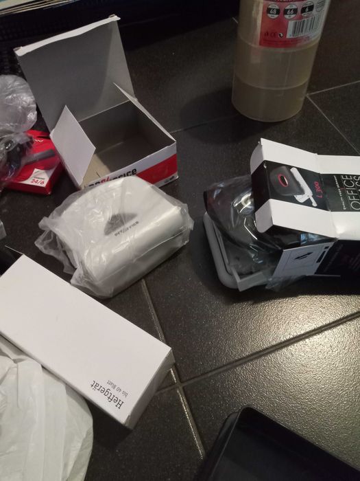 Канцеларски материали