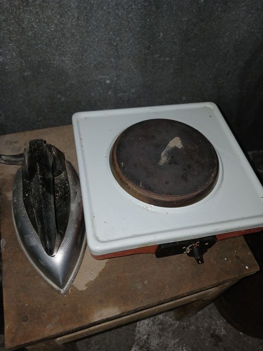 Продам утюг советский