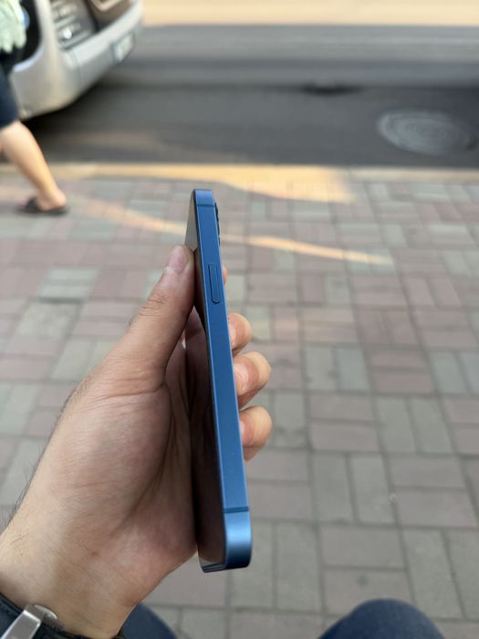 Iphone  13 256гб