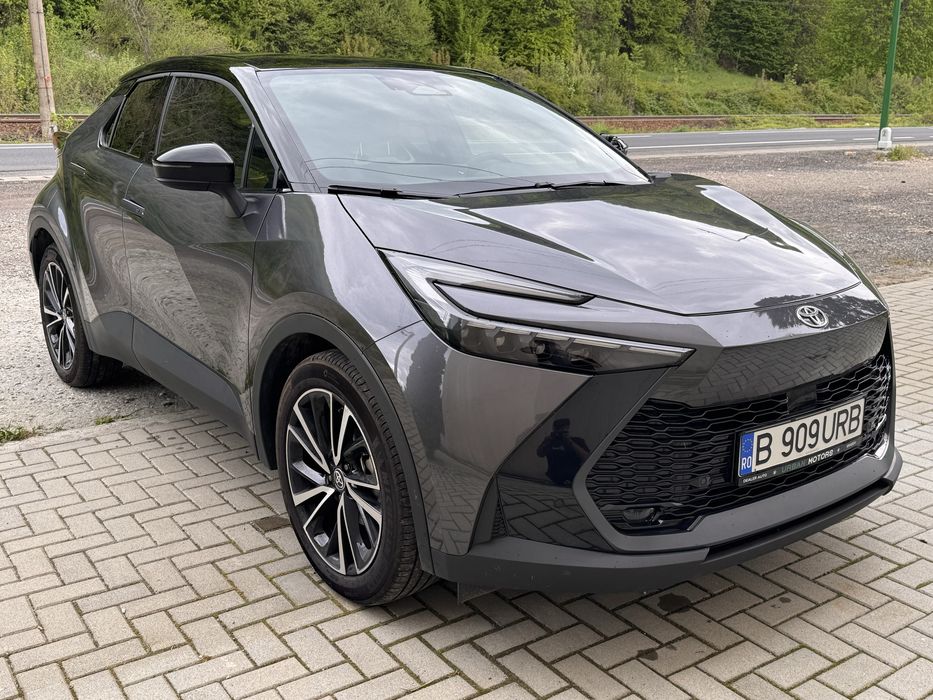 Toyota CHR Exclusive 1.8 Hybrid 140cp 2025 usor avariat