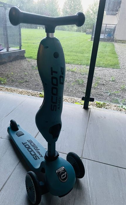 Vand trotineta Scoot co sezut pentru copii