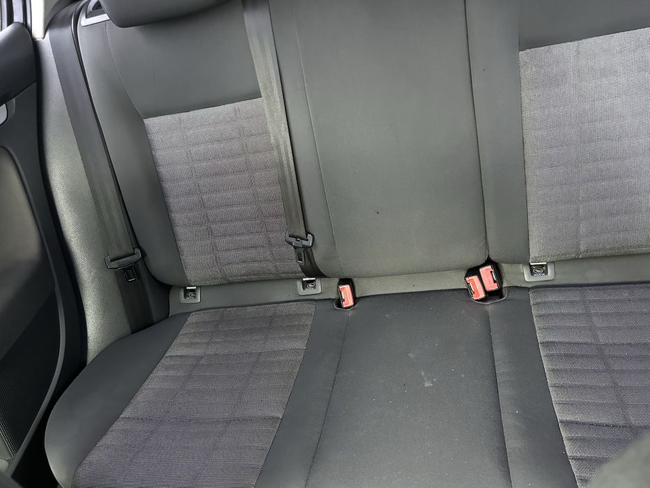 Golf 5 2.0 tdi ,140 cai