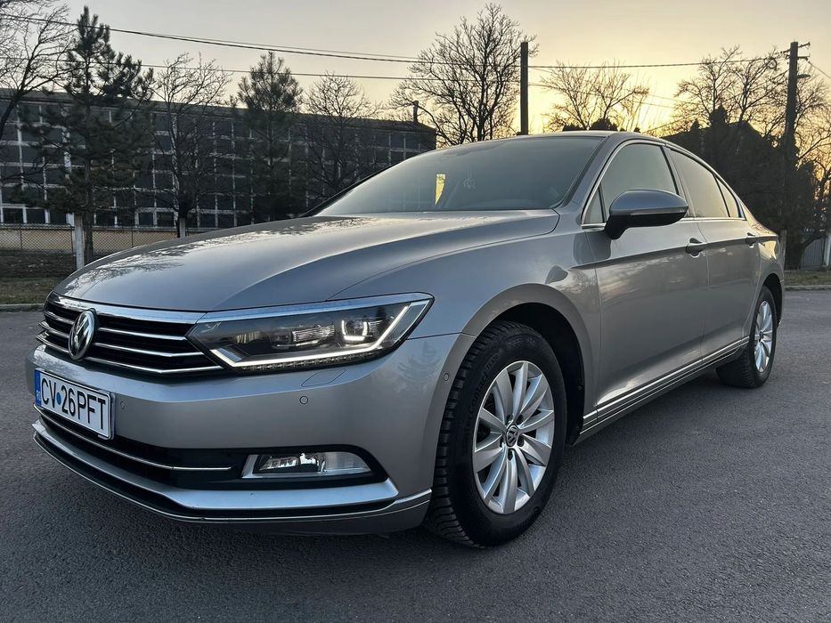 Volkswagen Passat Volkswagen PASSAT B8 2017 HIGHLINE 2.0 TDI 150cp  125.000km