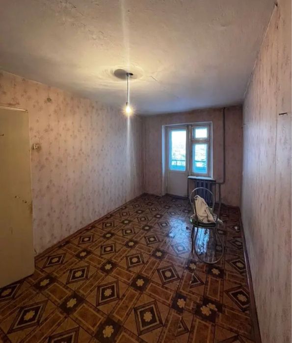 Продам 4-х комнатную квартиру