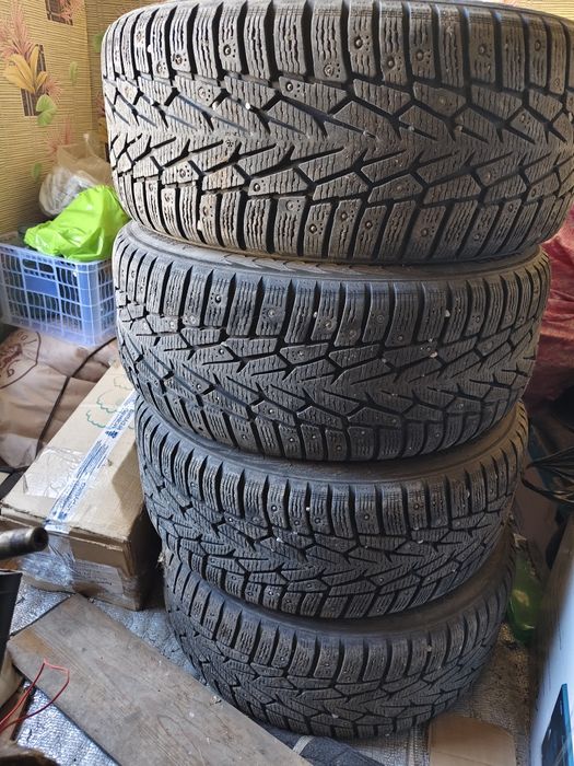Продам диски с зимней резиной