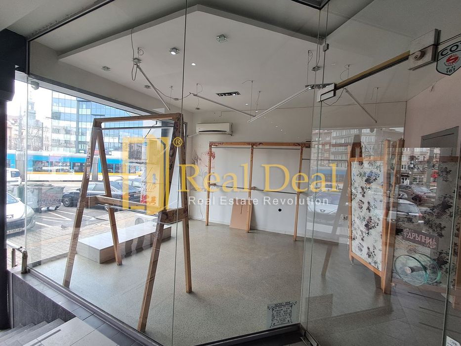 Магазин в София-Център площ 27 цена 850