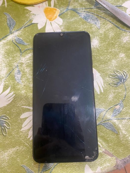 Продам телефон  Самсунг А50