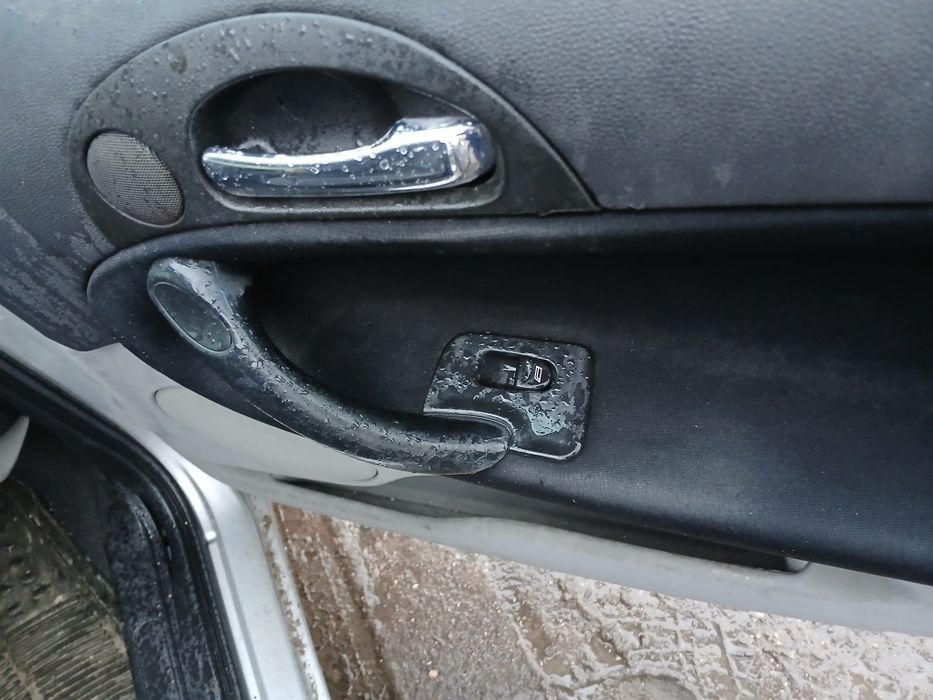 Alfa romeo 147   1.6 twin spark