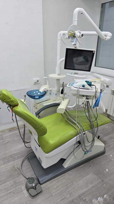 Продаю стоматологическое кресло