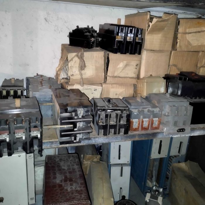 Амперметры, измерители тока Э8021, М4200, М592 и М4202 продам