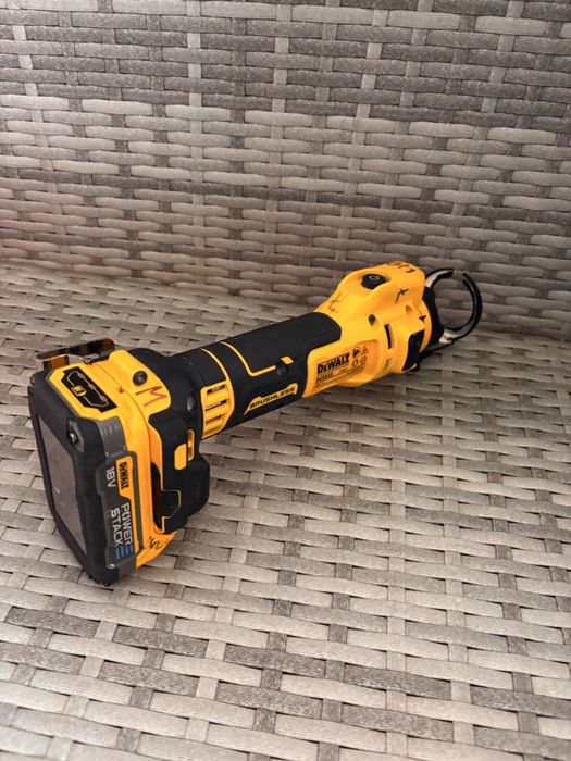 Freza rigips dewalt DCE555