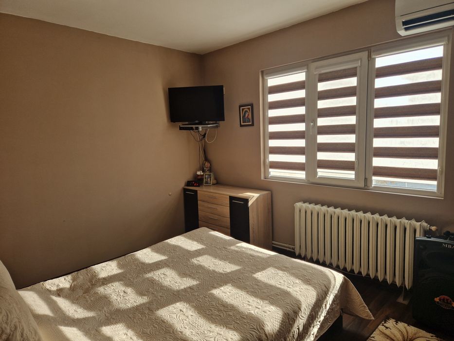 Продава се Четиристаен апартамент в Пловдив, Коматево - 80 кв.м за 2063 €/кв.м - Снимка #8