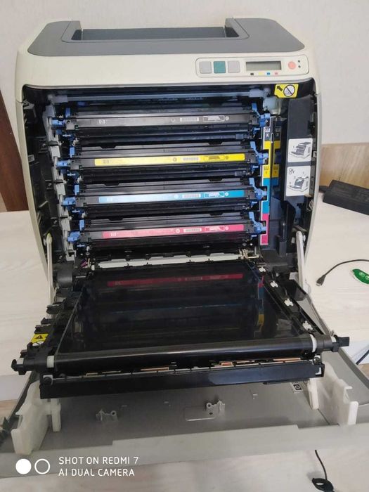 Продам принтер НР 2605 цветной лазерный