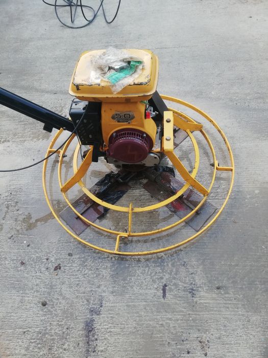 Затирочной машина по бетону