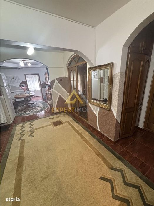 Apartament 4 camere 84 mp utili pretabil pentru investitie sau locuit