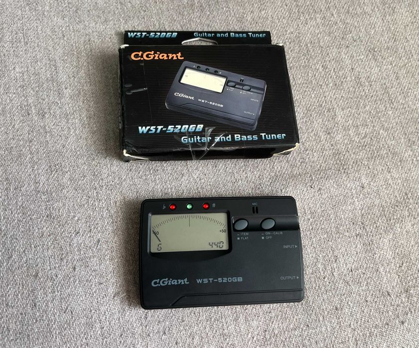 Tuner chitara și bas CGiant WST-520GB cu cutie originală, funcțional