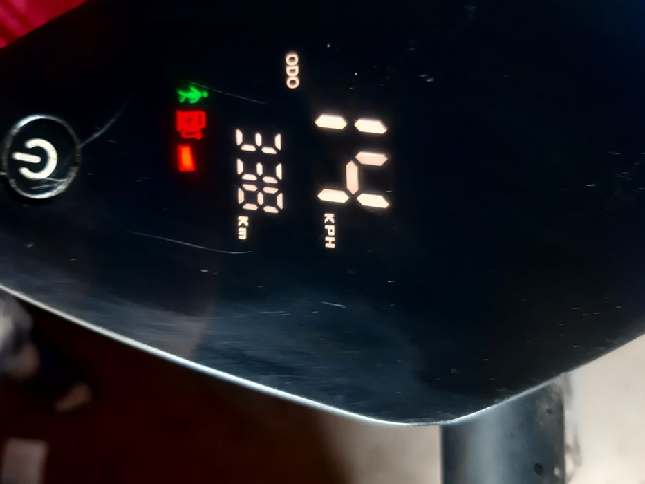 Vand trotineta defecta