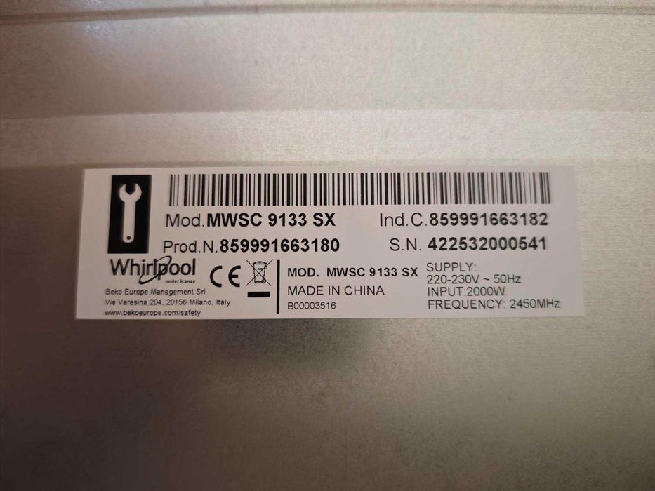 Cuptor cu microunde Whirlpool Supreme Chef MWSC 9133 SB