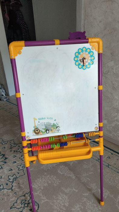 Продам доску для рисования мольберт