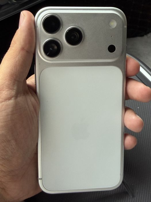 Iphone 17 pro max kopiya dubai