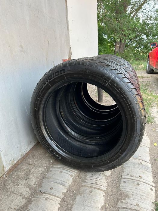 Продам шины зимние