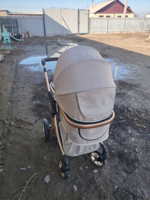 Продам коляска 15000т.