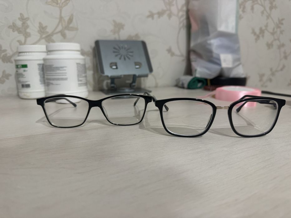 Продам оправы 2 шт.