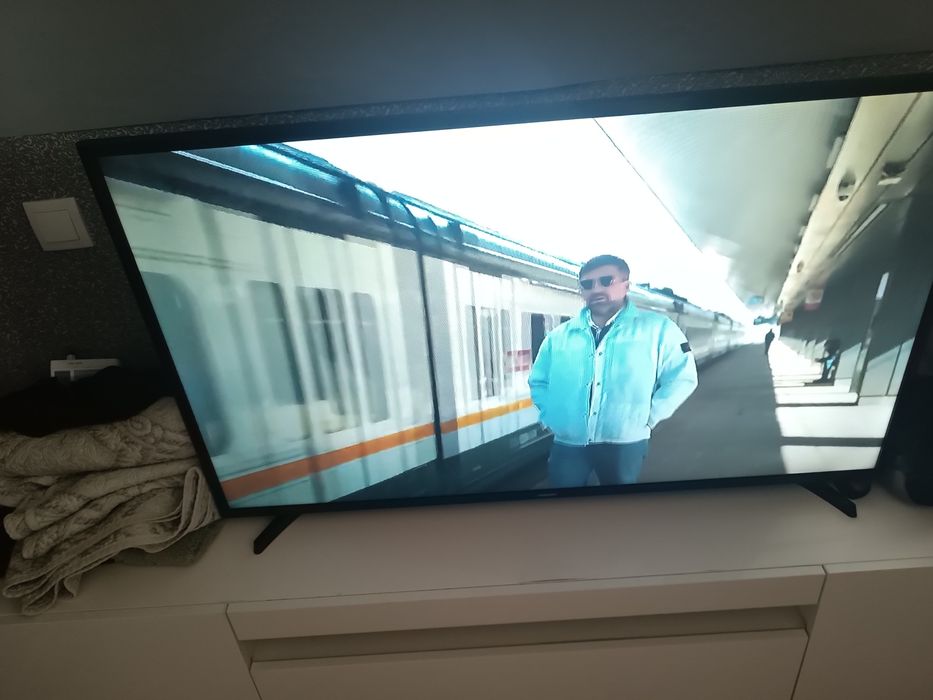 Продам Samsung Smart TV 48 дюймов