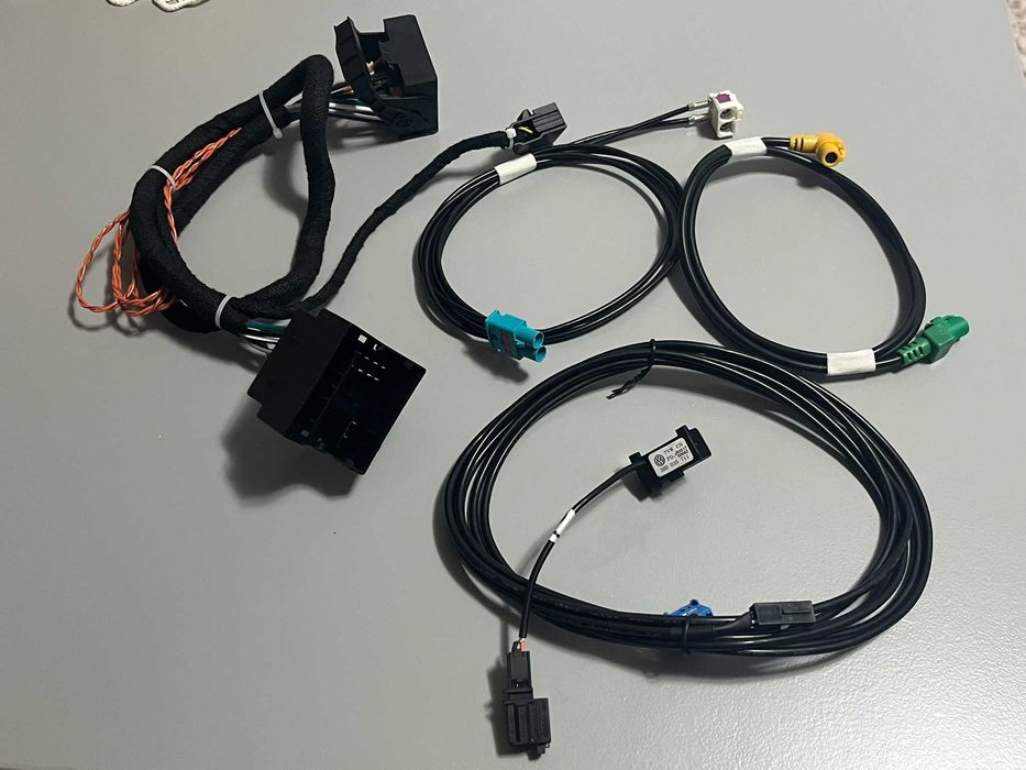 Set cablaje montare navigatie vw-Golf7 , PassatB8 , Tiguan 2016-2020