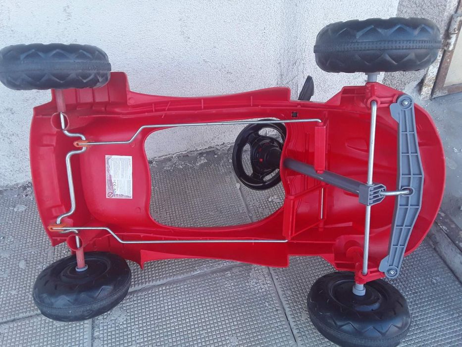 Детска количка с педали