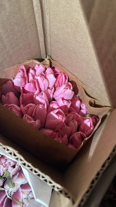 Тюльпаны с оформлением 700 тг.