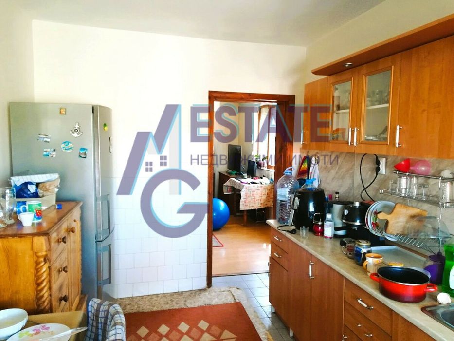 Продава се Къща в с. Миладиновци, Област Ямбол - 475 кв.м за 188 €/кв.м - Снимка #3