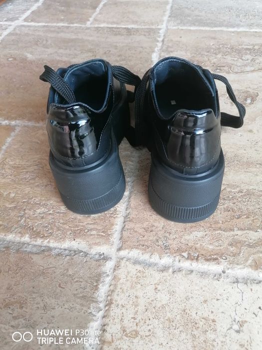 Дамски маратонки