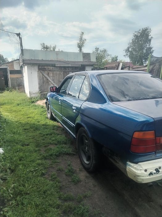 Продам бмв e34 525i
