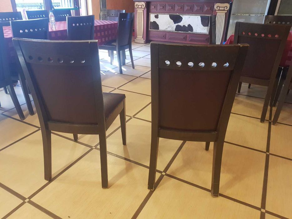 Маси и столове за заведение - масив!