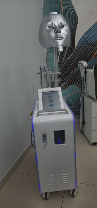Aparat facial profesional Oxigenera Pro 5in1 – oxigen hiperbaric,radiofrecvență, mezoterapie virtuală, terapie led,microdermabraziune