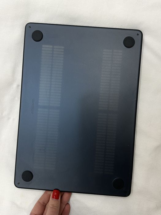 MacBook Air M2 (2022)