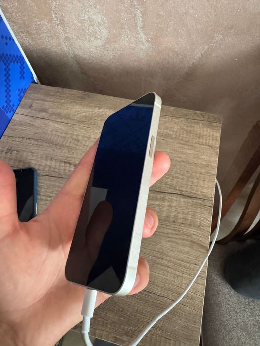 Apple iPhone13 ,Starlight,128 GB Foarte bun