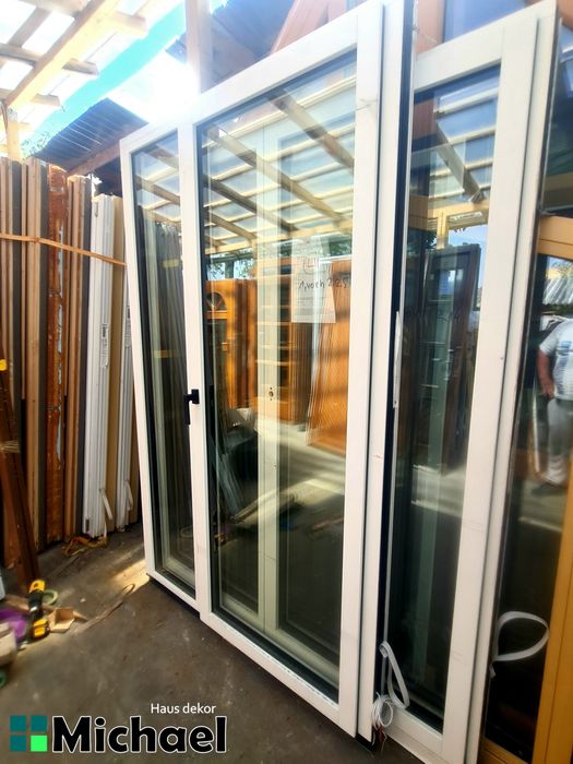 Usa terasa lemn stratificat,Tripan,Internorm,Austria ( LII)