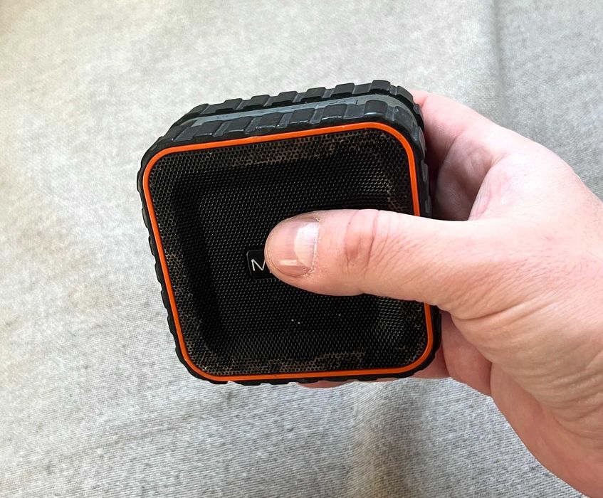 Boxa portabila Bluetooth M-Tone rezistenta apa sunet puternic