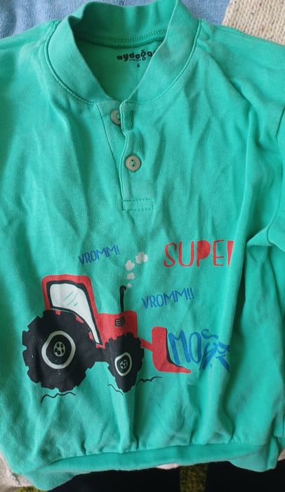 Детски памучни блузки,суичъри и пуловер  за дете на 4-5г